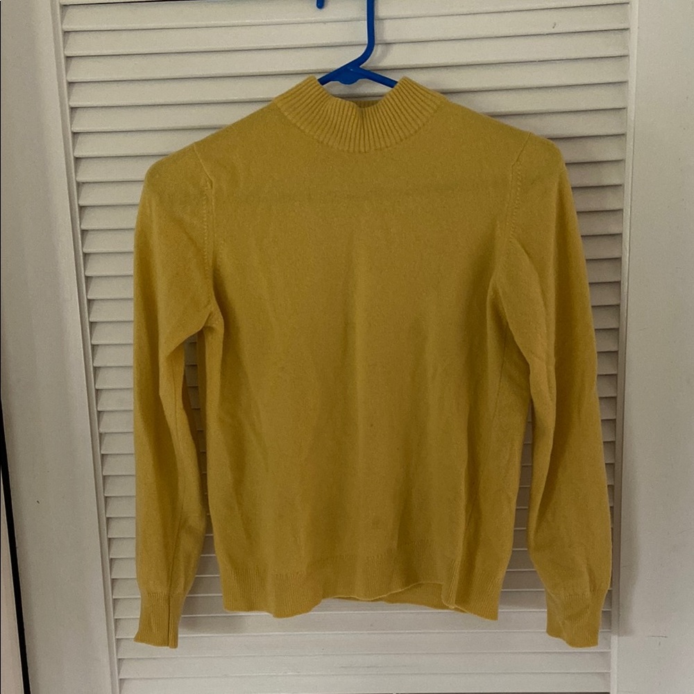100% cashmere Lyle and Scott sweater